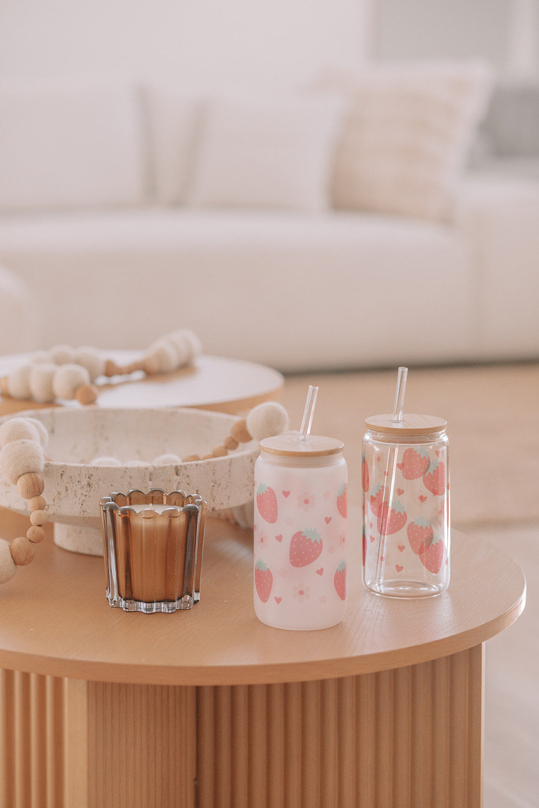 STRAWBERRY GLASS TUMBLER