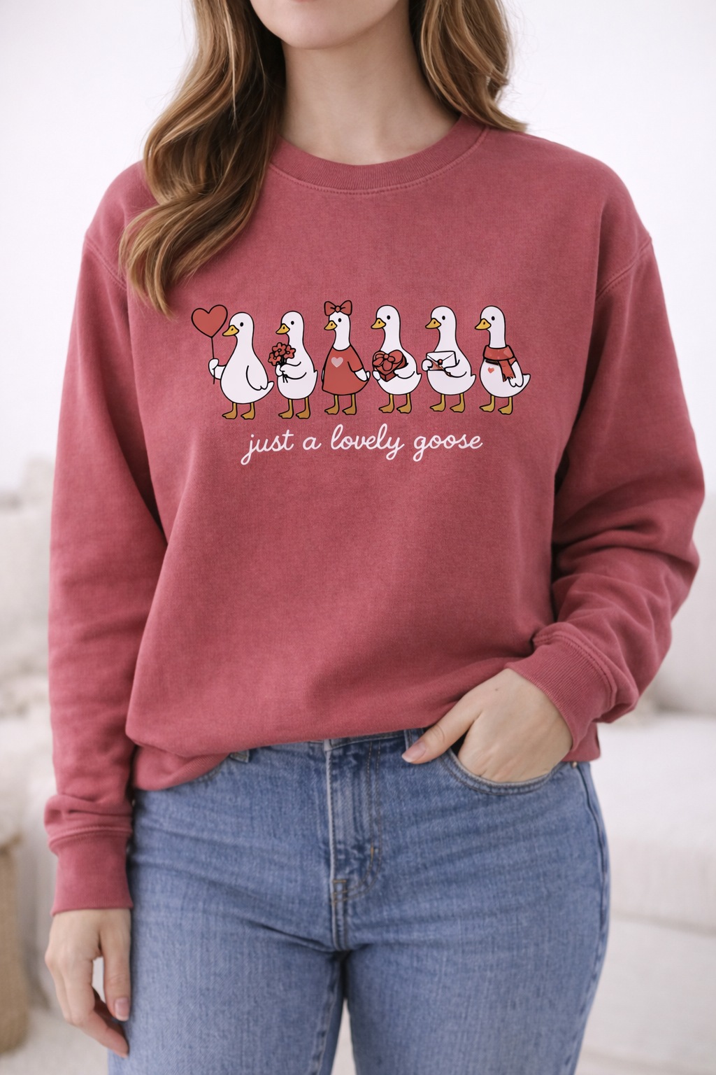LOVELY GEESE SWEATSHIRT