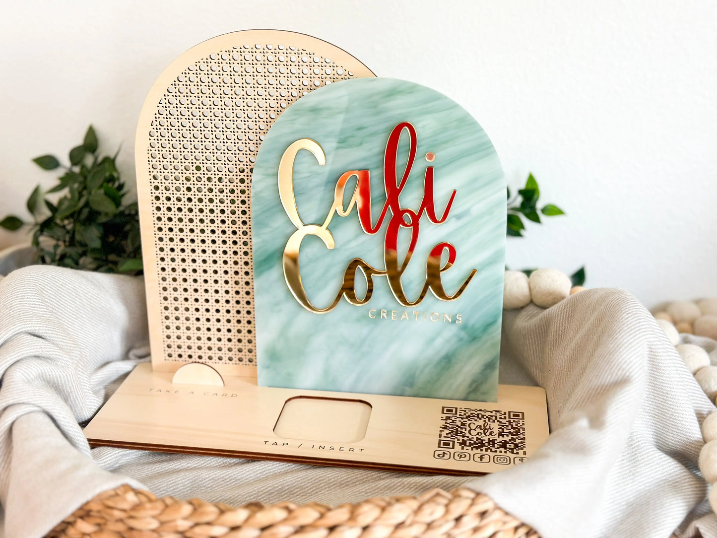 CUSTOMIZED CHECKOUT STAND knotsandnook