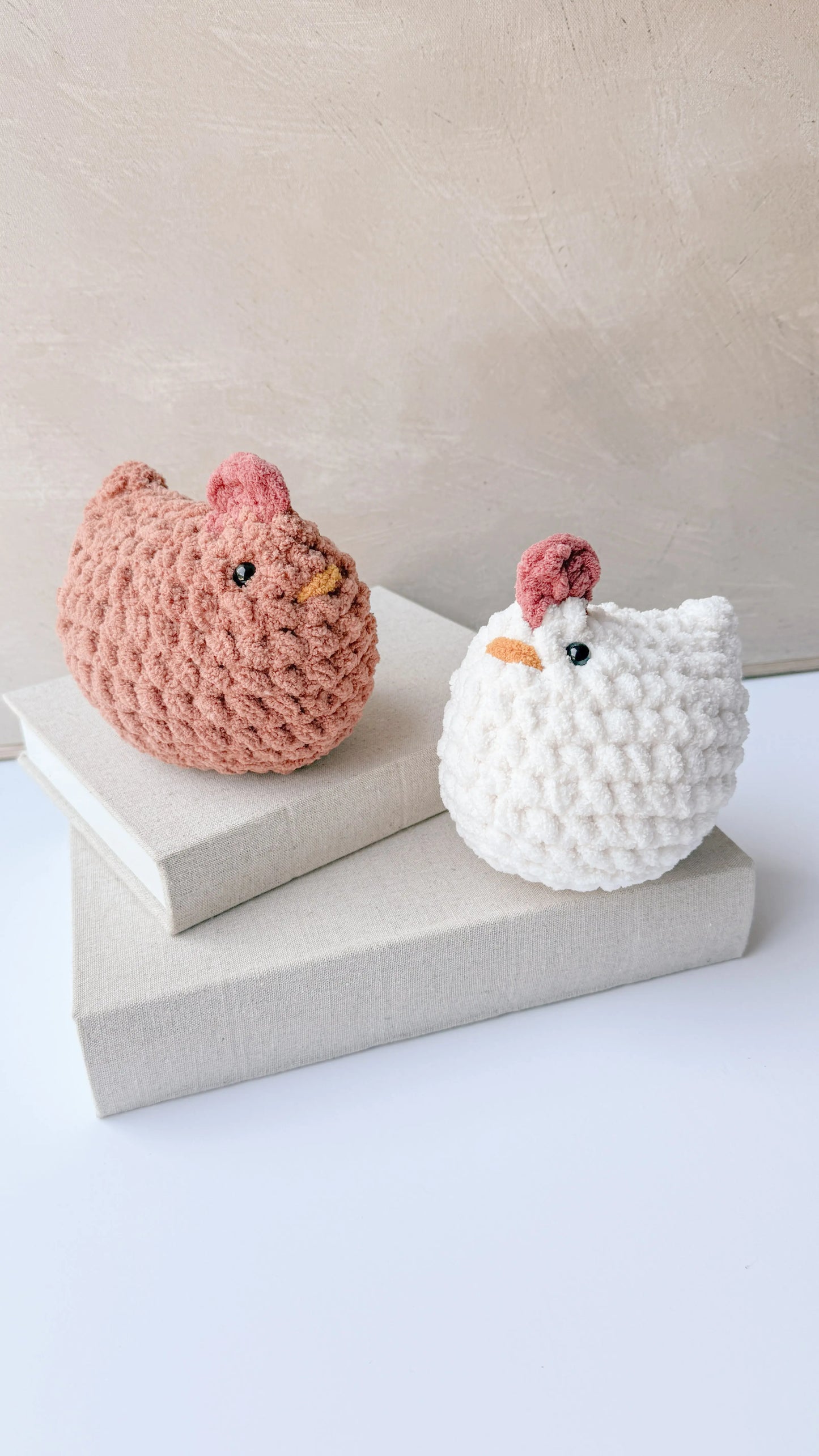 CHICKEN PLUSHIE knotsandnook