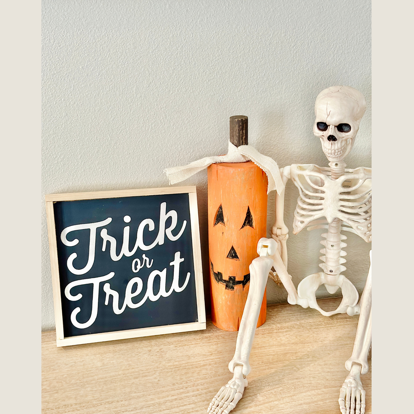 TRICK OR TREAT WOOD SIGN