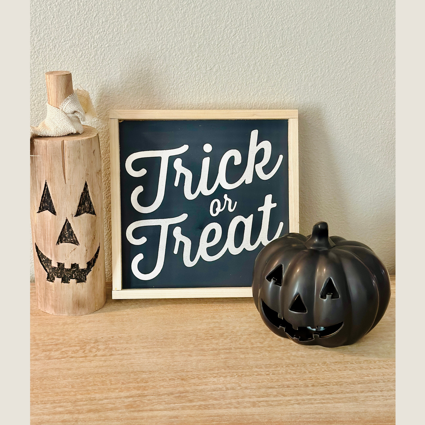 TRICK OR TREAT WOOD SIGN