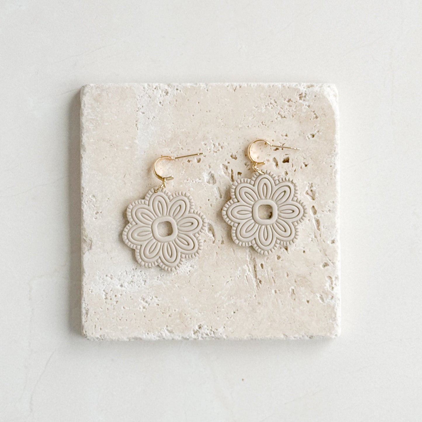 DAPHNE CLAY EARRINGS