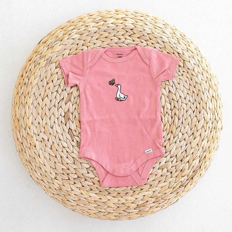 GOOSE AND BUTTERFLY BABY BODYSUIT