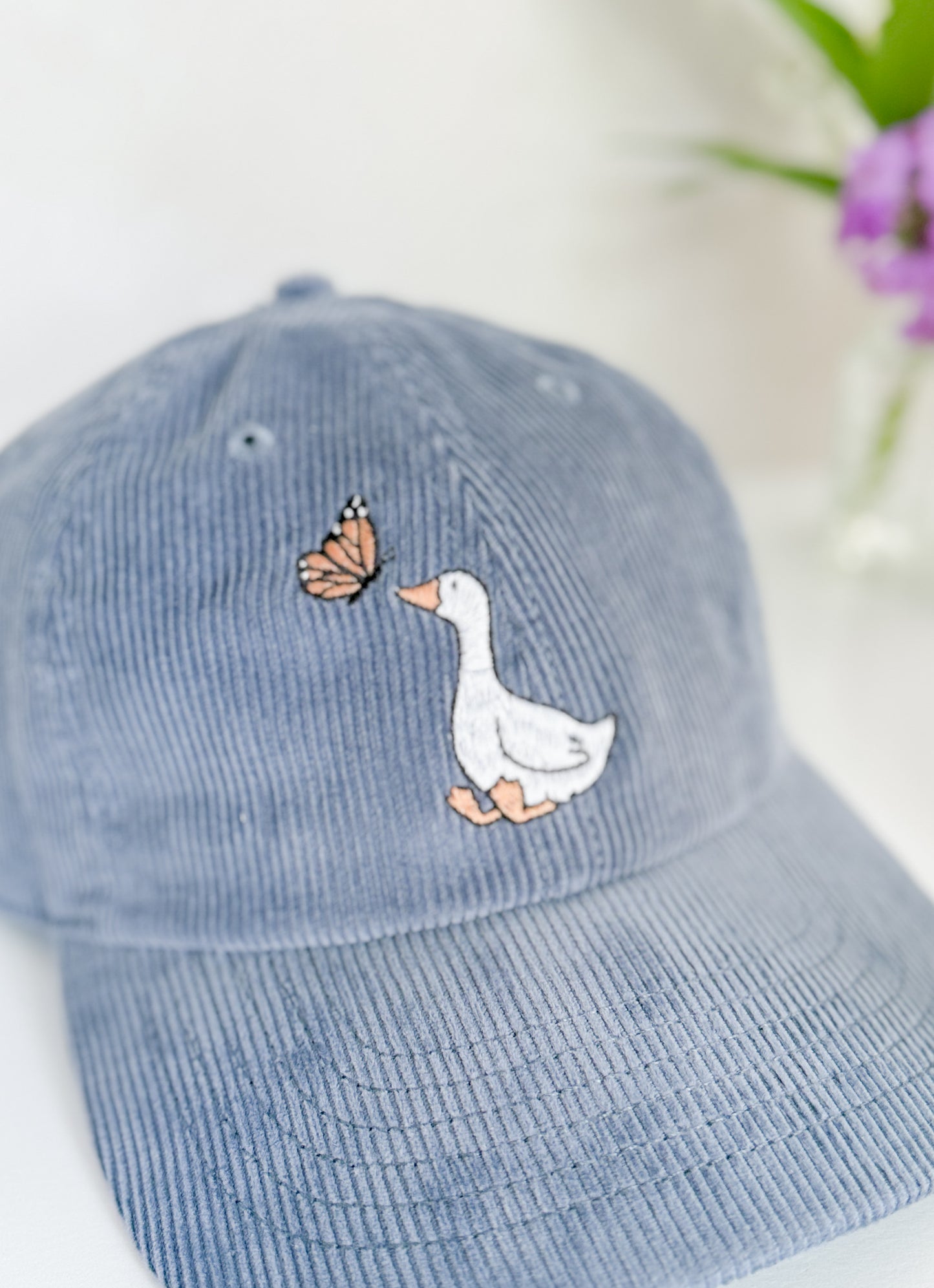 GOOSE AND BUTTERFLY EMBROIDERED HAT