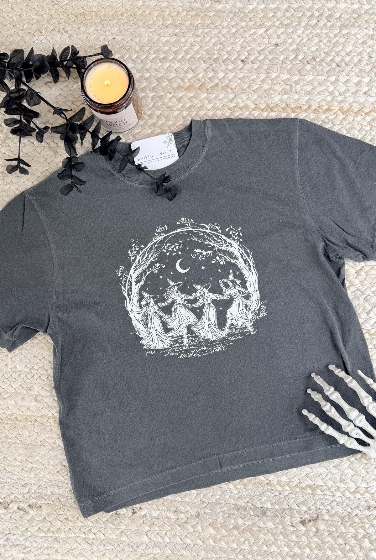 WITCHES BOXY CROP SHIRT