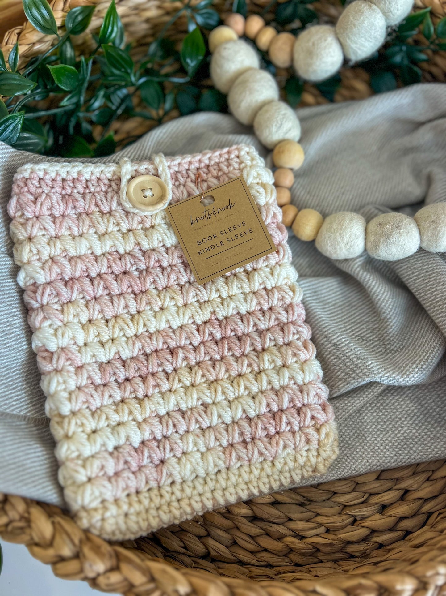 Crochet Kindle/Book Cover