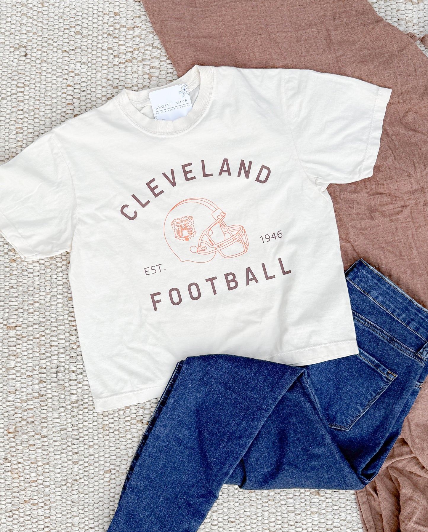 CLEVELAND FOOTBALL BOXY CROP SHIRT