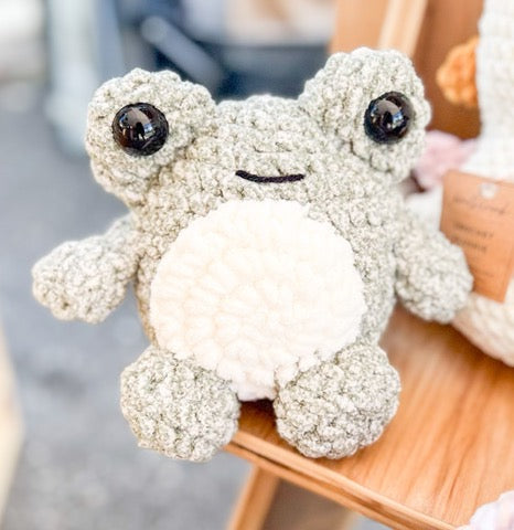 Frog - Handmade Crochet Plushie